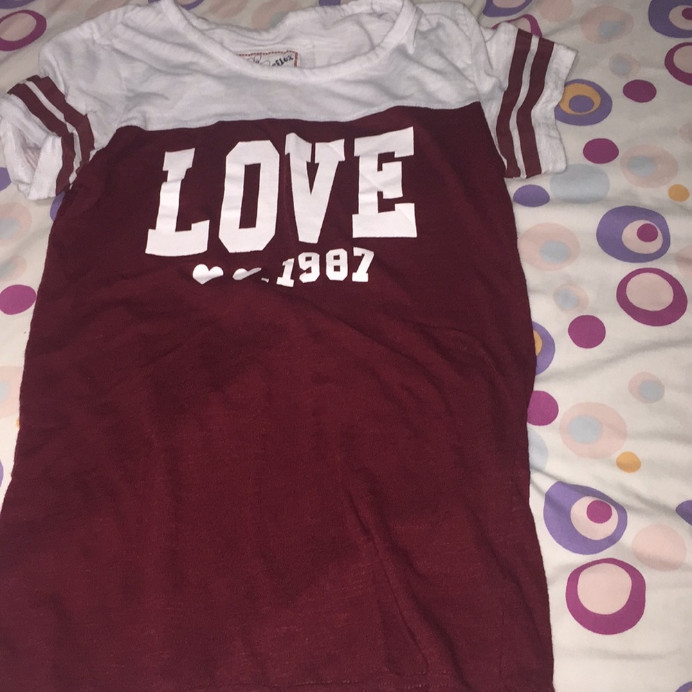 love red/white top with strip designs